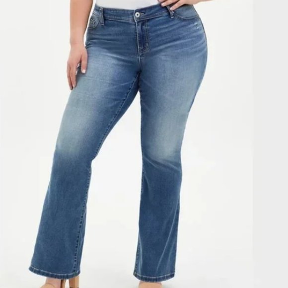 torrid Denim - Torrid LUXE SLIM BOOT SUPER STRETCH MID-RISE JEAN, Sz 26T EUC